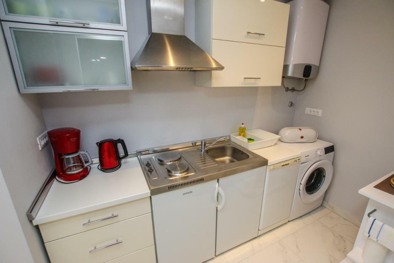 Apartment Alsia Πόρετς Εξωτερικό φωτογραφία